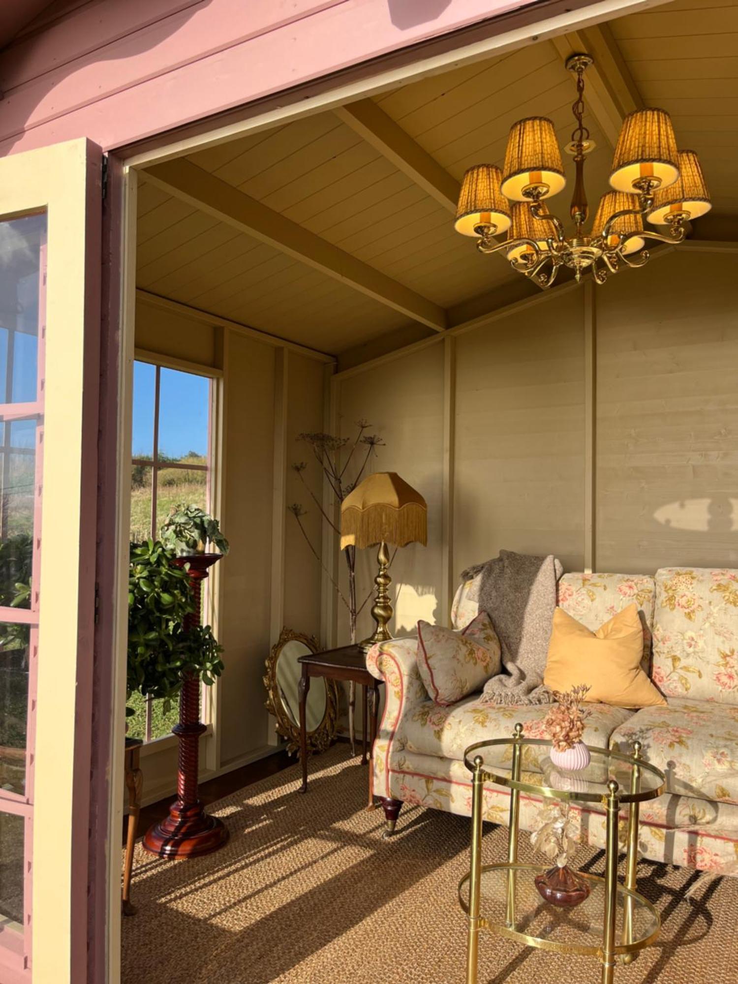 The Pink Cottage Upstairs Suite & Garden Summer Room Whitehead エクステリア 写真